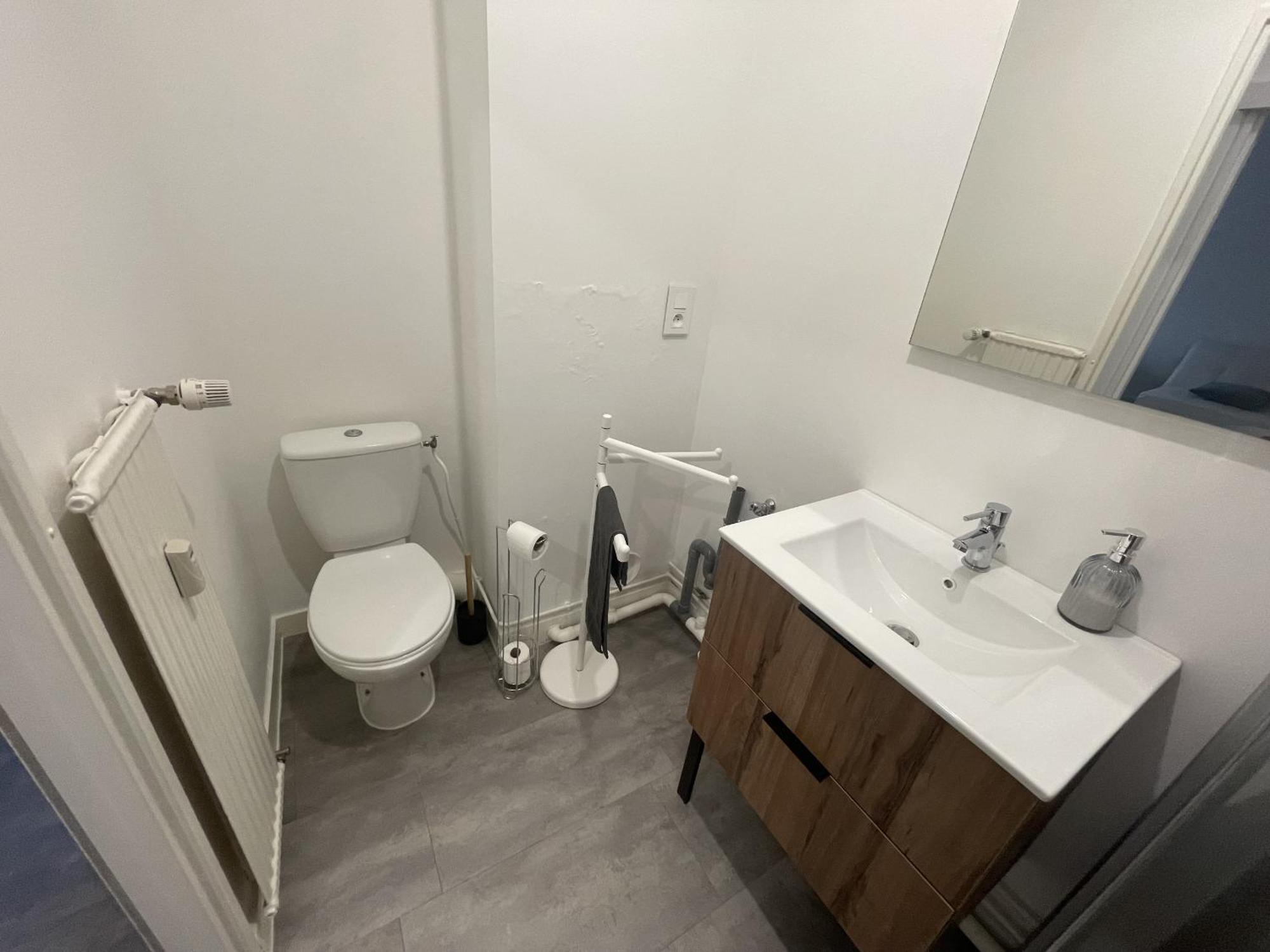 Logement Neuf A Proximite Du Centre Ville Avec Parking Limoges Exteriér fotografie